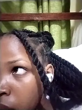 Snapshot of queen-sasha chatting on October 2025 06:52:01 PM queen-sasha online show from October 2025 06:52:01 PM