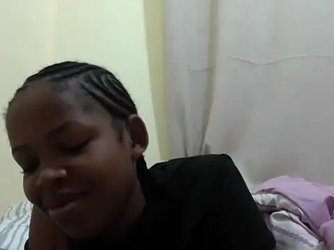 Snapshot of queen-sasha chatting on May 2026 07:35:01 AM queen-sasha online show from May 2026 07:35:01 AM