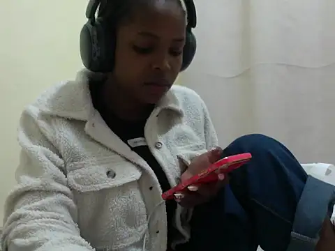 Snapshot of queen-sasha chatting on May 2026 07:30:02 PM queen-sasha online show from May 2026 07:30:02 PM