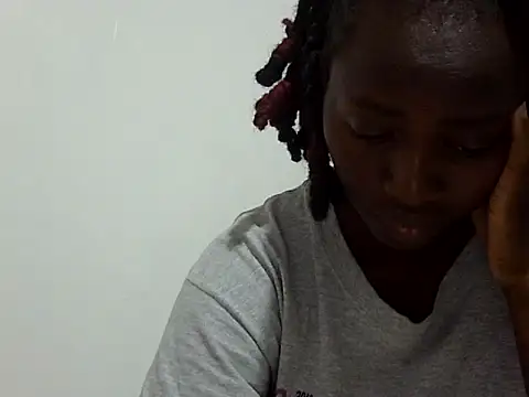 Seeexxxy-bree online show from March 2026 09:57:01 AM