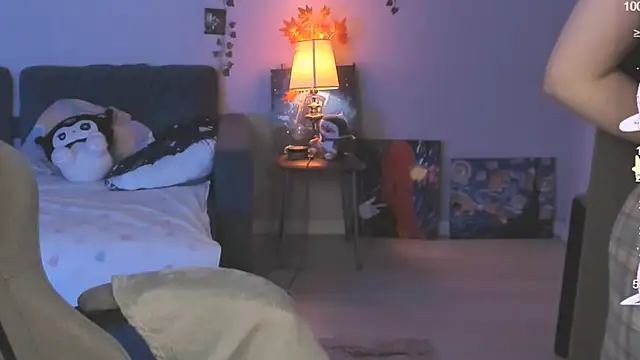 CallMeEffy1 online show from September 2025 01:38:01 PM