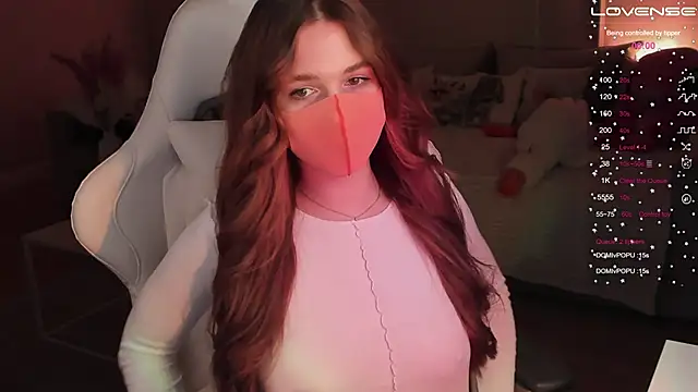 Snapshot of Frau_Lina chatting on December 2024 05:37:01 PM Frau Lina online show from December 2024 05:37:01 PM