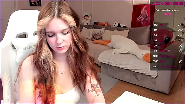 Snapshot of Frau_Lina chatting on March 2026 04:14:01 PM Frau Lina online show from March 2026 04:14:01 PM