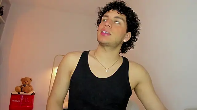 Curlblue online show from November 2025 02:22:01 AM