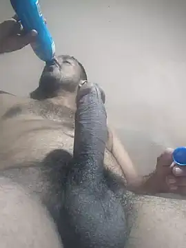 Snapshot of peloton10 chatting on January 2025 03:33:02 AM peloton10 online show from January 2025 03:33:02 AM