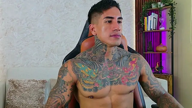 AdanReilly online show from October 2025 02:46:01 PM