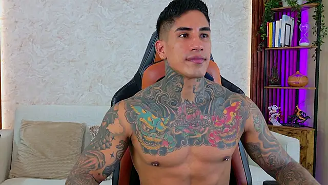 AdanReilly online show from February 2026 03:53:02 PM