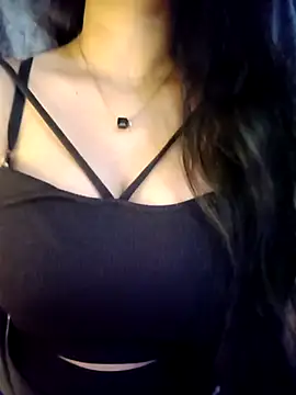 Snapshot of _sunshine- chatting on September 2025 08:43:01 PM sunshine- online show from September 2025 08:43:01 PM