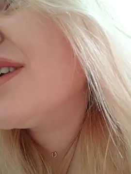 LadyLolyPop  online show from February 2026 10:27:01 AM