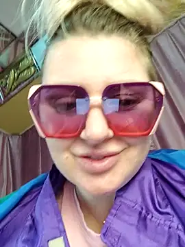 Snapshot of LadyLolyPop_ chatting on May 2026 03:34:01 AM LadyLolyPop online show from May 2026 03:34:01 AM