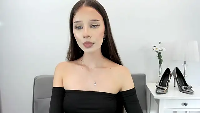 Snapshot of EmilyDarling chatting on October 2025 08:09:02 PM EmilyDarling online show from October 2025 08:09:02 PM