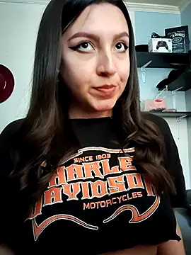 Paudelatorre online show from February 2025 08:11:02 PM