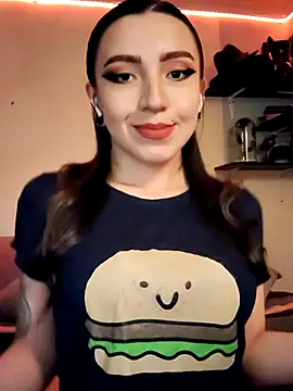 Paudelatorre online show from September 2025 04:58:01 AM