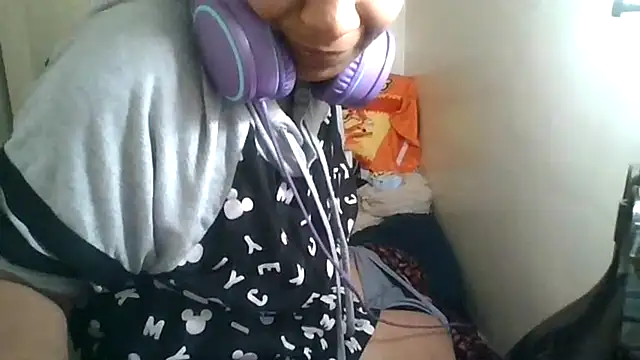 Daszler online show from February 2025 07:43:01 AM