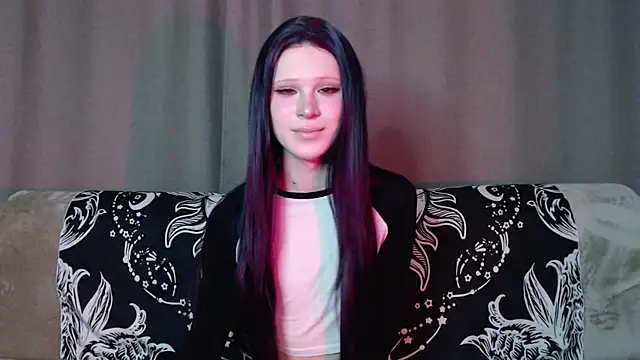 Snapshot of Sexpired_Princess chatting on June 2026 06:00:02 PM Sexpired Princess online show from June 2026 06:00:02 PM