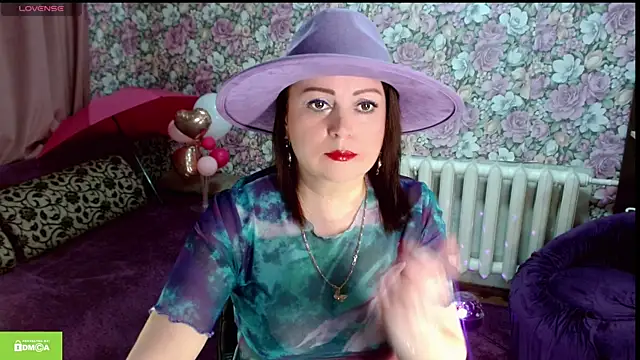 Julia-ru online show from April 2026 07:58:02 PM