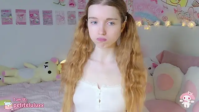 petiteluluxx online show from January 2025 08:54:01 AM