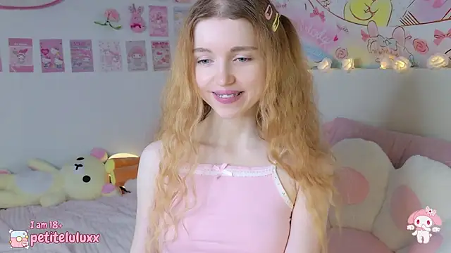 petiteluluxx online show from January 2025 09:02:02 AM