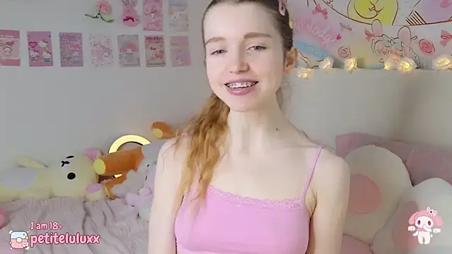 petiteluluxx online show from January 2025 08:57:02 AM