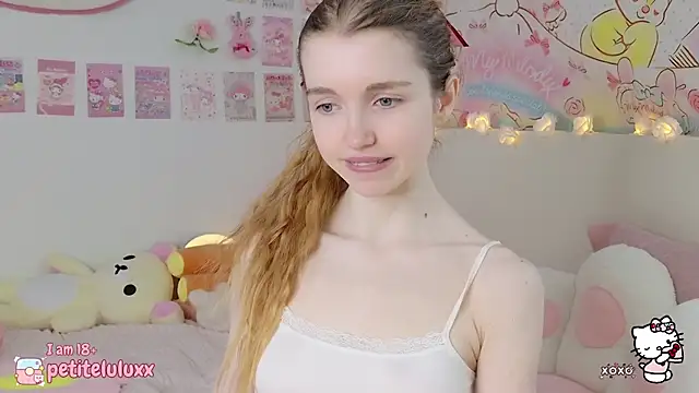 petiteluluxx online show from February 2025 09:03:01 AM