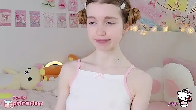 petiteluluxx online show from February 2025 09:05:01 AM