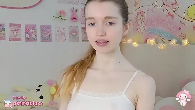 petiteluluxx online show from February 2025 09:06:02 AM