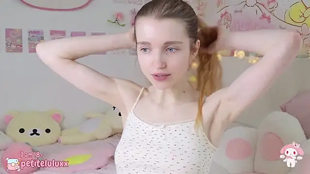 petiteluluxx online show from February 2025 08:59:02 AM