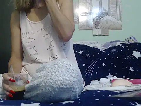 Snapshot of SexyGioconda chatting on February 2025 12:27:01 PM SexyGioconda online show from February 2025 12:27:01 PM