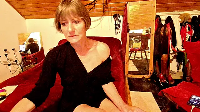 Hot Colettte online show from May 2026 07:56:01 PM
