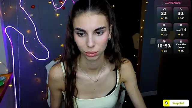 Snapshot of EmmyGreans chatting on September 2025 12:10:02 PM EmmyGreans online show from September 2025 12:10:02 PM