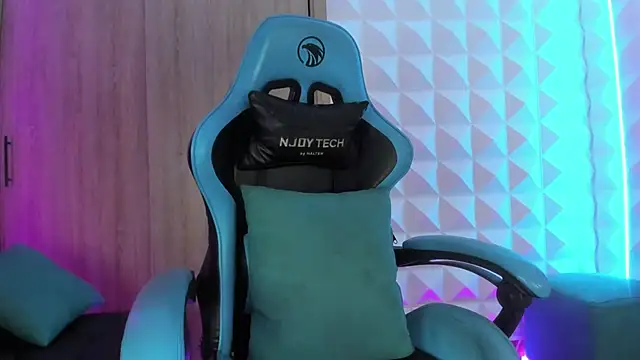 Jendralevis online show from March 2025 10:53:01 PM