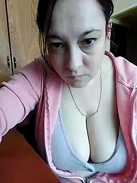 Snapshot of ViolaBloom chatting on February 2026 11:54:02 AM ViolaBloom online show from February 2026 11:54:02 AM