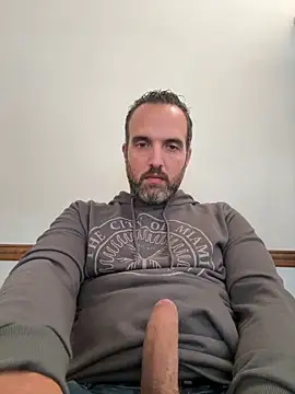 Snapshot of leon3875 chatting on March 2026 03:29:01 PM leon3875 online show from March 2026 03:29:01 PM