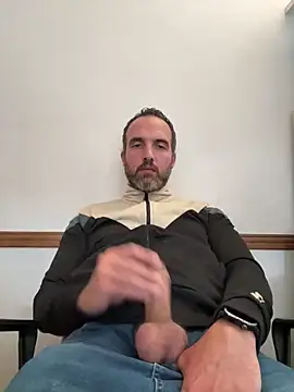 Snapshot of leon3875 chatting on March 2026 03:19:02 PM leon3875 online show from March 2026 03:19:02 PM