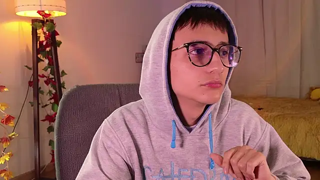 Mr evan1 online show from December 2024 03:19:02 PM