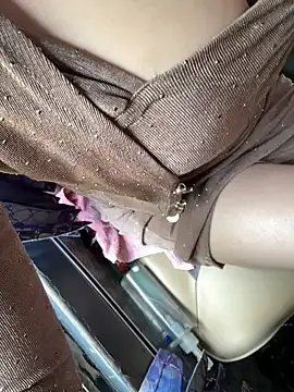 May-Squirt online show from January 2025 05:15:02 AM