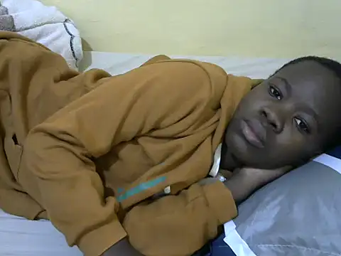 Snapshot of hey_its_andreana chatting on December 2024 03:18:02 AM hey its andreana online show from December 2024 03:18:02 AM