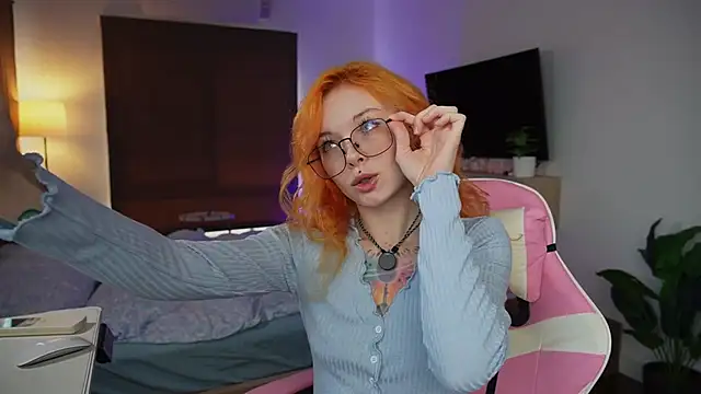 Snapshot of juicyshow_ chatting on September 2025 02:44:02 AM juicyshow online show from September 2025 02:44:02 AM