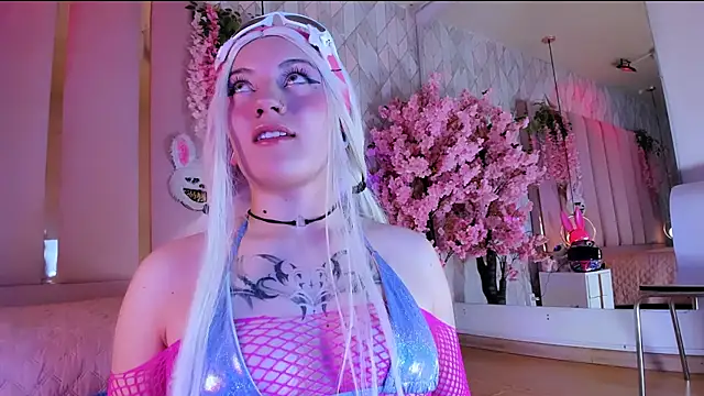 Broklinwhite  online show from January 2026 01:58:01 PM