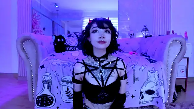 zephirahabney online show from January 2025 02:04:01 PM