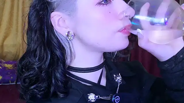 zephirahabney online show from February 2026 04:11:02 PM