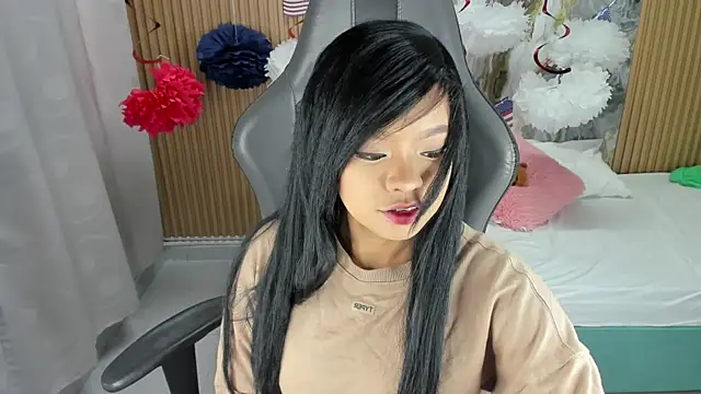 Snapshot of Lili_16 chatting on September 2025 11:10:02 AM Lili 16 online show from September 2025 11:10:02 AM