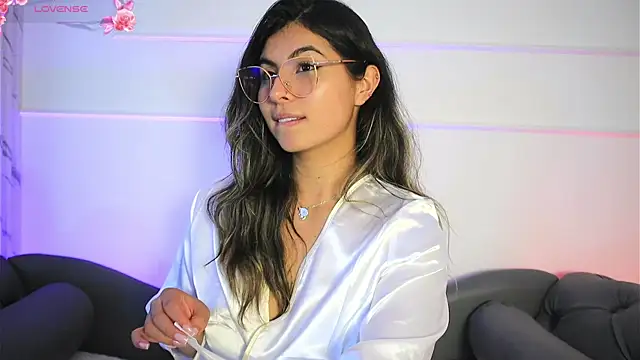 ShelleyMorell online show from December 2024 03:23:01 PM