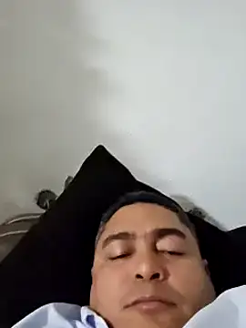 gordito xx online show from December 2024 11:53:01 PM