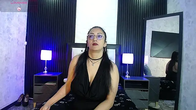 Snapshot of dayana_mendoza69 chatting on January 2025 12:56:01 PM dayana mendoza69 online show from January 2025 12:56:01 PM