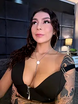 CHERRYY BOMB  online show from November 2025 06:07:02 PM