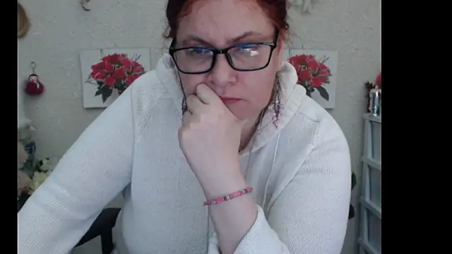 PlayfullMature online show from September 2025 04:10:02 PM