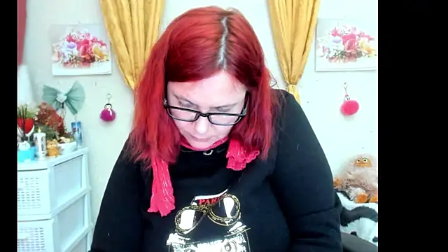 PlayfullMature online show from October 2025 02:58:02 PM