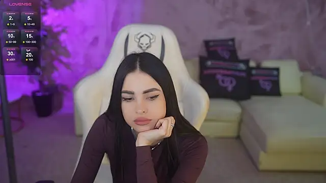 Tina Breeze online show from November 2025 08:08:02 AM