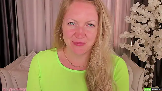 Snapshot of sugamomy chatting on February 2025 03:37:01 AM sugamomy online show from February 2025 03:37:01 AM